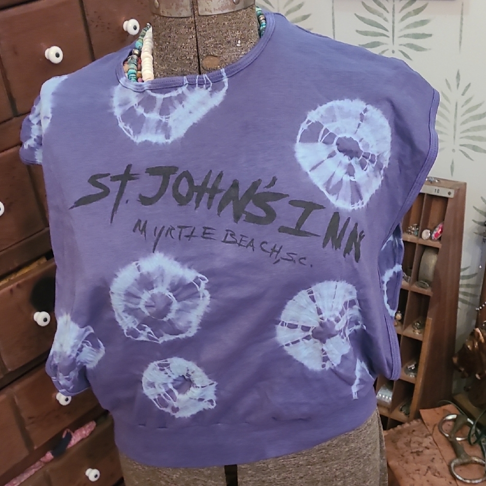 Vintage L Tie Dye Purple Souvenir Myrtle Beach, SC Muscle Shirt St. John's Inn